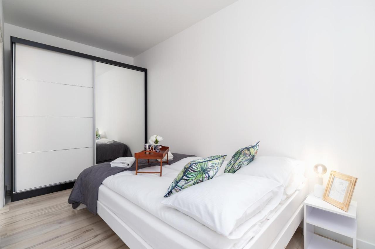 Salsa Apartments Cracow By Renters Cracovia Esterno foto